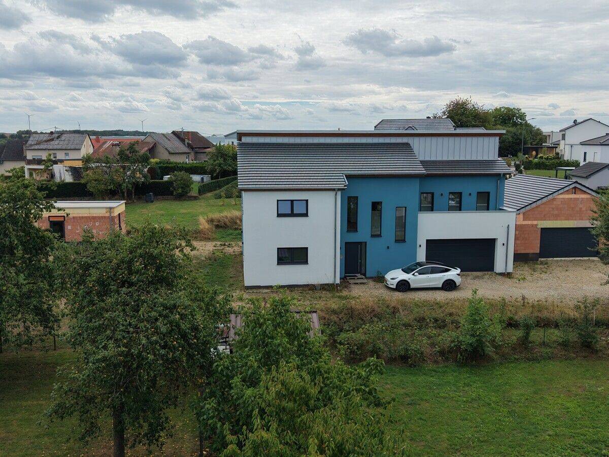 Modernes Einfamilienhaus mit Tiny House, großzügigen Garagenflächen & Grenzlage zu Luxemburg, 54675 Geichlingen