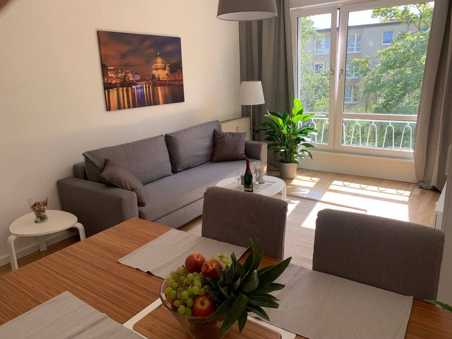 Ruhige 3-Zimmer Wohnung Nähe Friedrichshain, 10178 Berlin (Mitte)