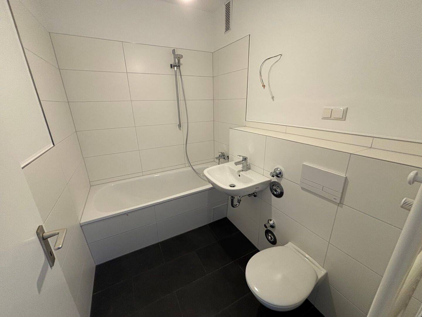 Neurenovierte 2 Zimmerwohnung, 50825 Köln (Ehrenfeld Bickendorf Neuehrenfeld Ossendorf)
