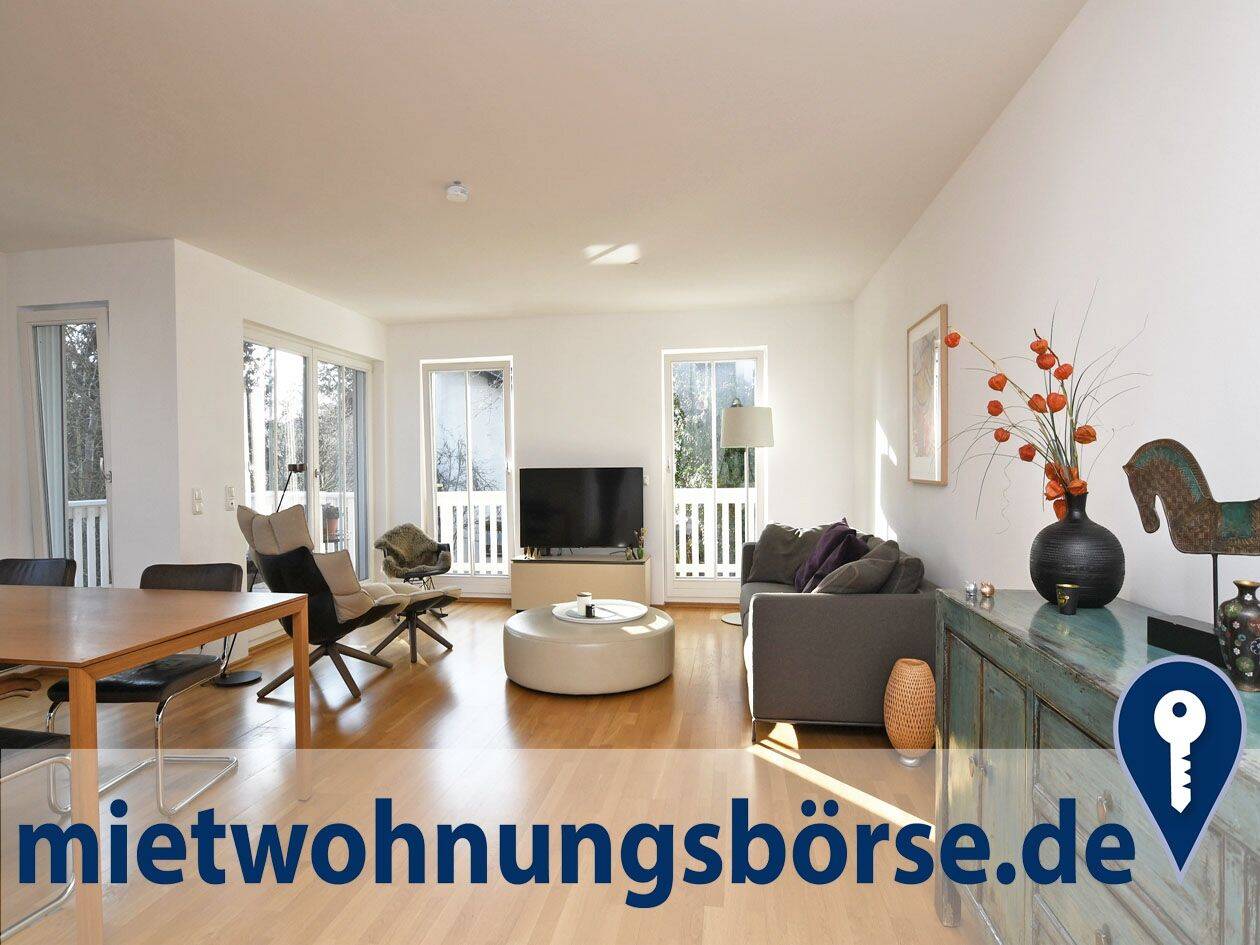 AIGNER – Helle 4-Zimmer-Wohnung in ruhiger und schöner Wohnanlage, 81825 München (Berg am Laim Trudering-Riem)