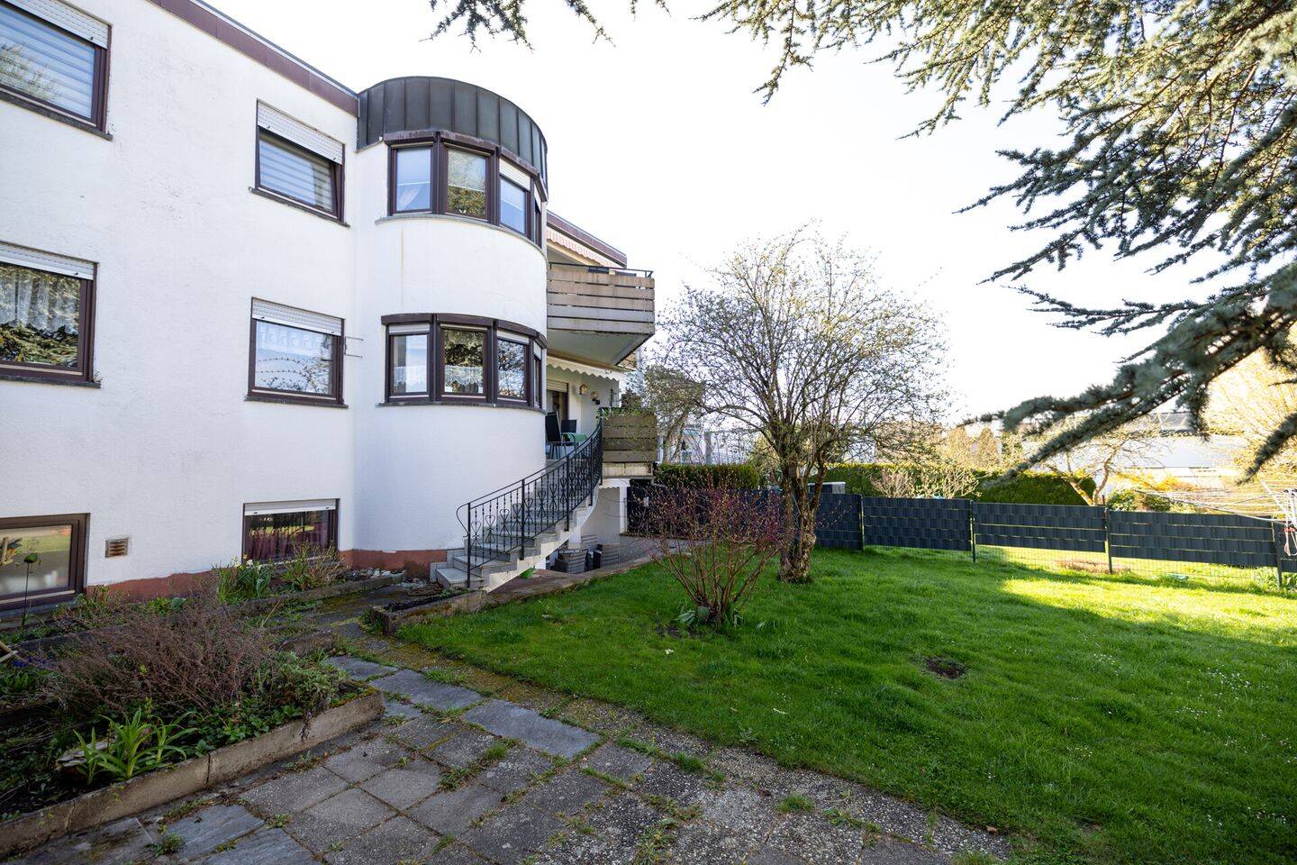 Großzügige 5-Zimmer-Wohnung mit drei Balkonen & Gartenmitnutzung ab 01.06. verfügbar, 78052 Villingen-Schwenningen