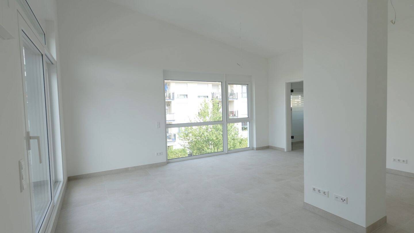 Großzügige 3-Zimmer-Dachterrassenwohnung, ETW 23, 82110 Germering