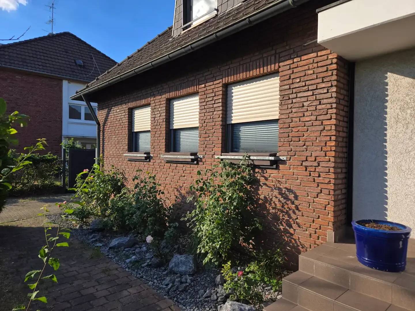 Grosszügiges ,modernes Einfamilienhaus mit schöner Einliegerwohnung., 46147 Oberhausen (Alsfeld Holten Schmachtendorf Sterkrade-Nord)