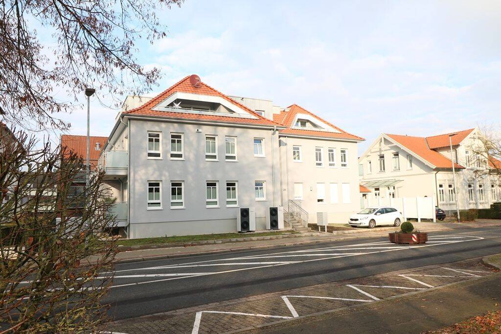 Top-Erstbezug m. Lift: Exklusive 2-Zi.-Whg. m. Balkon u. EBK im 1. OG Nähe Marktplatz, 49661 Cloppenburg