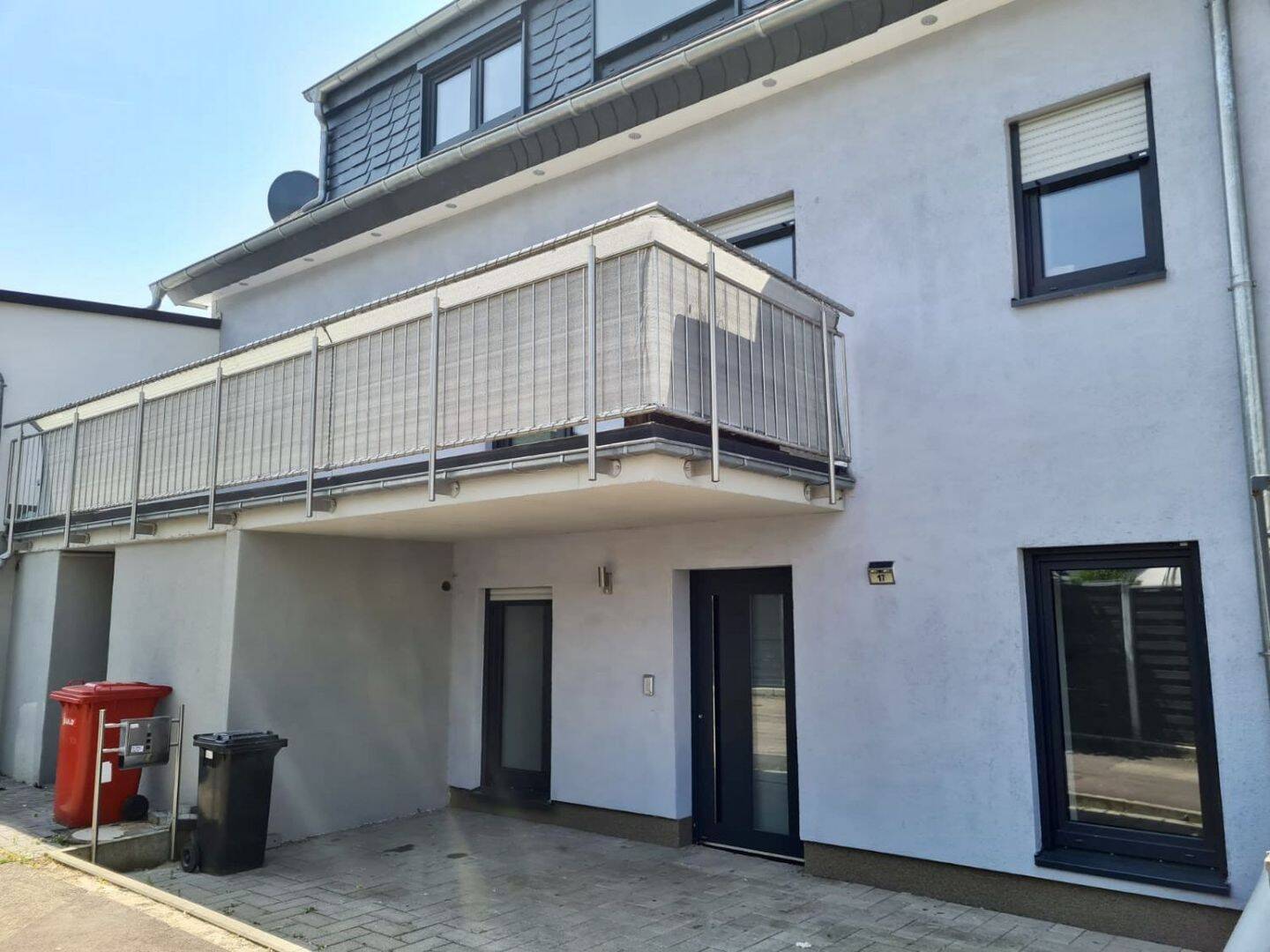 Einfamilienhaus mit großer Terrasse und Garten zur Miete in Konz, 54329 Konz