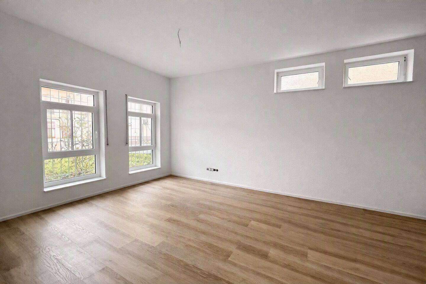 Neu renovierte 2-Zimmer-Wohnung zu vermieten, 74632 Neuenstein