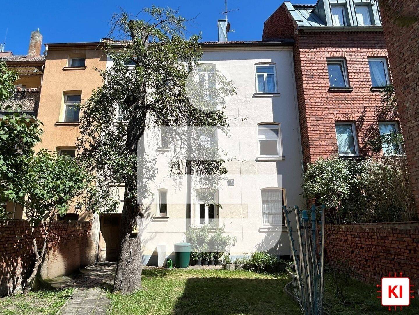 4,5-Zi.-ETW in Erlangen – zentrumsnah…schöne, renovierte Altbauwohnung, 91052 Erlangen (Anger Erlangen-Ost Erlangen-Süd Innenstadt)