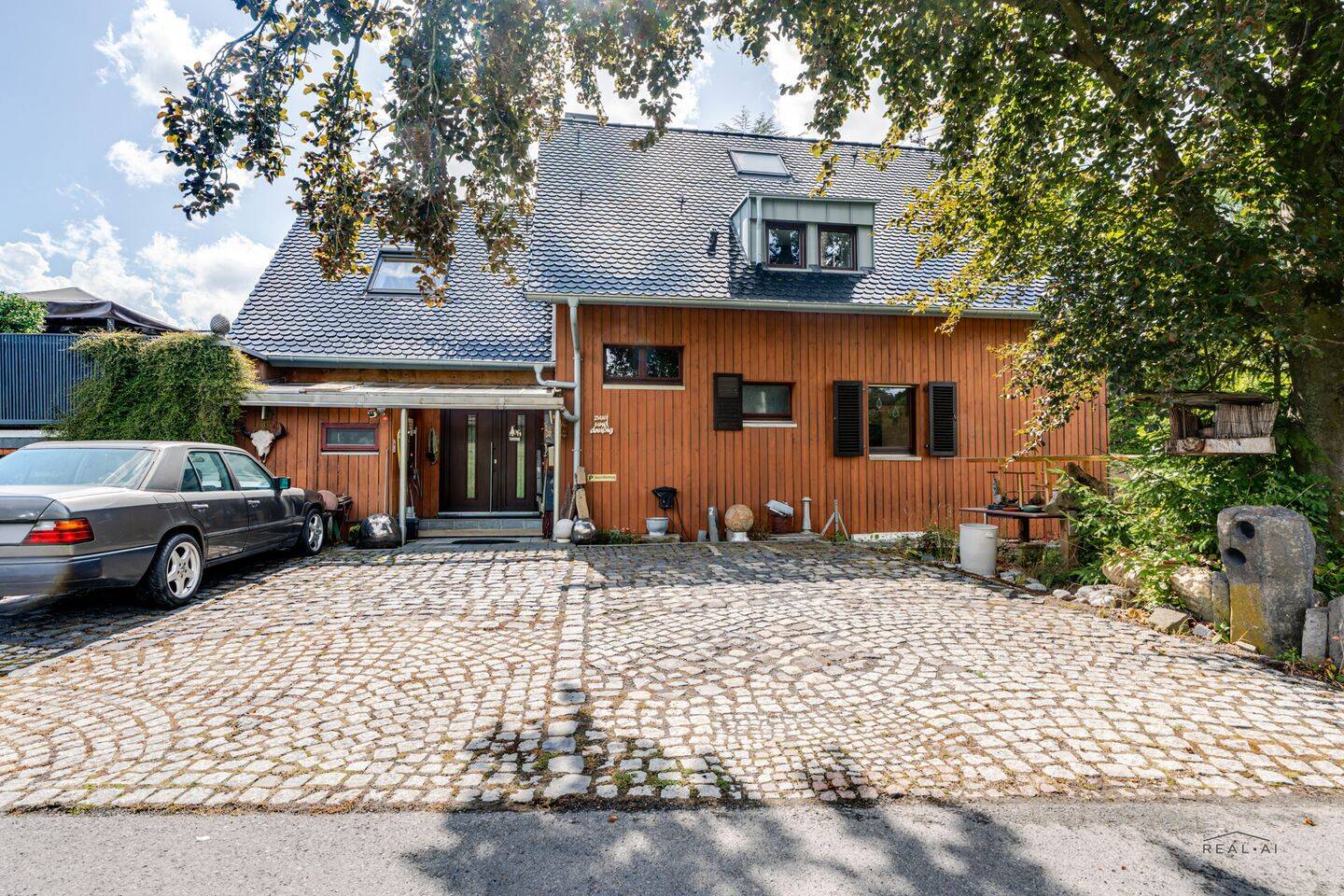 Wohnen mit Weitblick ins Grüne auf einem ca. 8.400 m² großen Grundstück, 53639 Königswinter