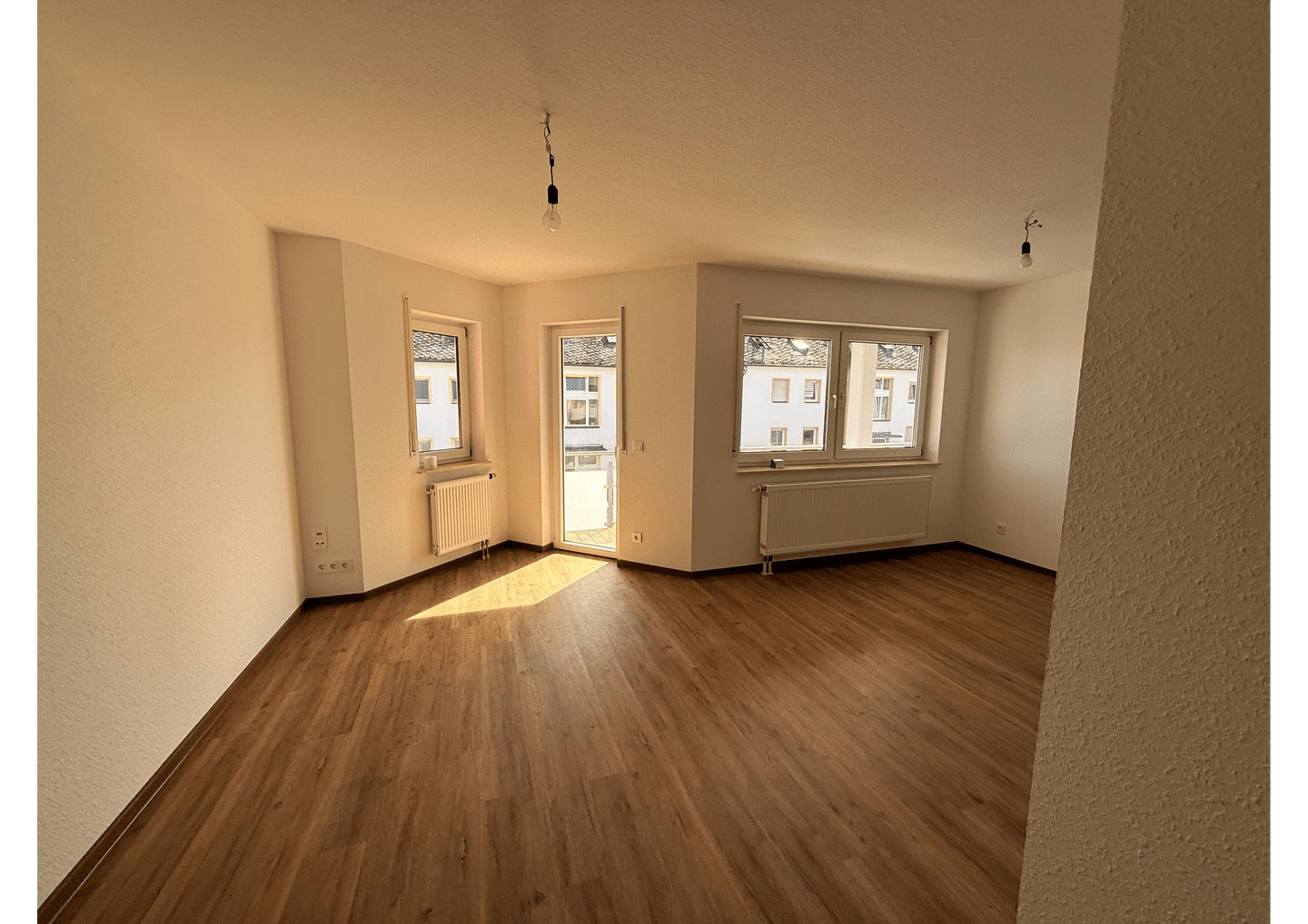Erstbezug nach Kernsanierung: Moderne 2-Zimmer mit Balkon, 55469 Simmern/Hunsrück