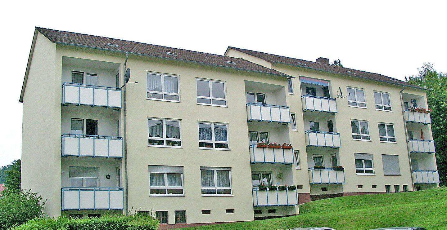 Erstbezug nach Sanierung – 2,5 Zimmer Wohnung mit neuen Bodenbelägen und Balkon, 34212 Melsungen