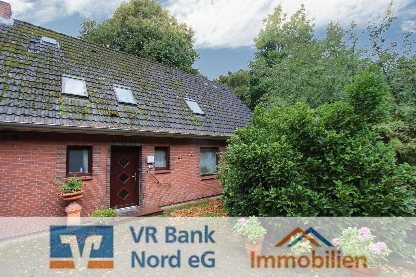 Wohnhaus mit optionaler 2. Wohneinheit und Garage in ländlicher Alleinlage, 25923 Humptrup