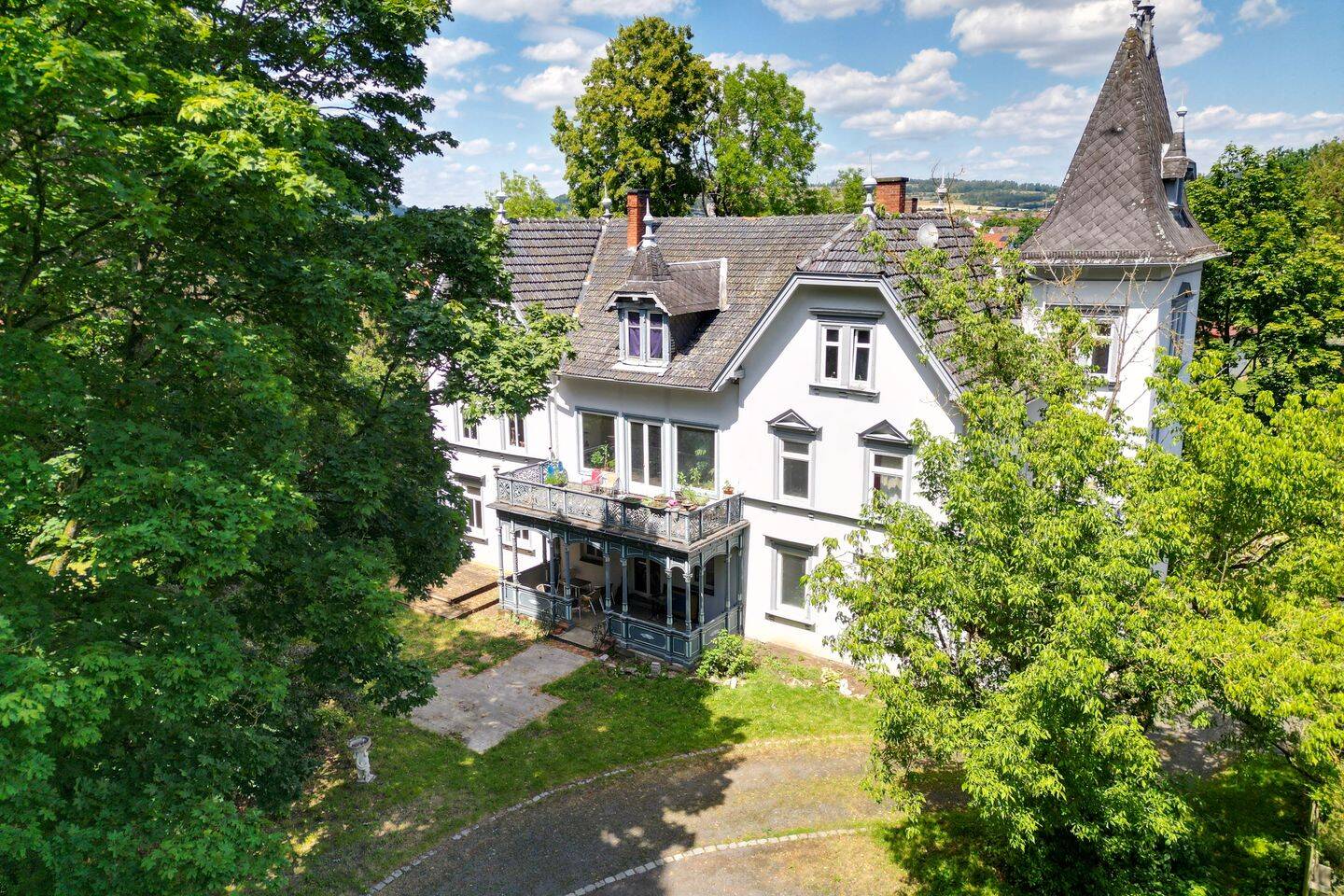 Herrenhaus im Stil der Neurenaissance am Ortseingang von Lautertal!, 96486 Lautertal