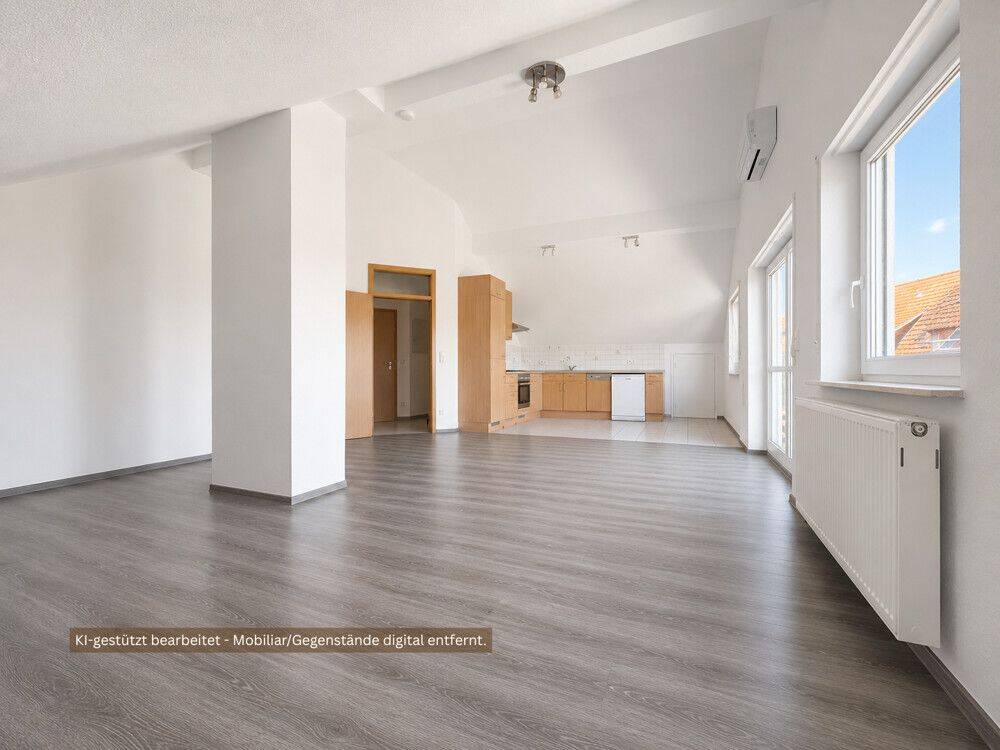 Großzügige 4,5-Zimmer-Wohnung mit Balkon, EBK und klimatisiertem Wohnbereich, 71723 Großbottwar