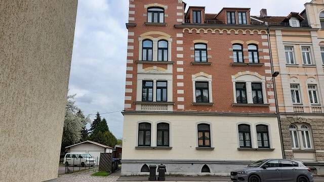 Geräumig, bezahlbar mit Wintergarten und Balkon in der Nordvorstadt, 8058 Zwickau