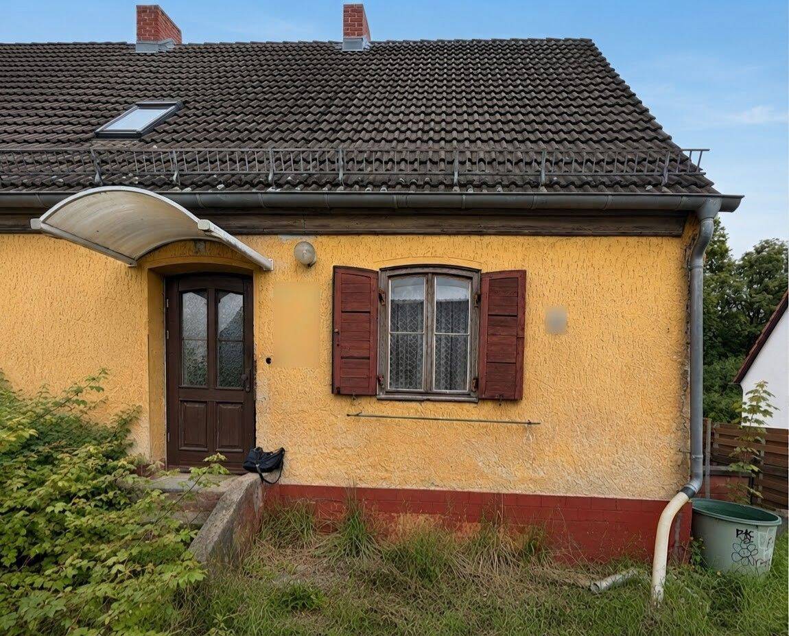Handwerker aufgepasst: Charmante Doppelhaushälfte mit viel Potential in Werneuchen auf ca. 445 m², 16356 Werneuchen