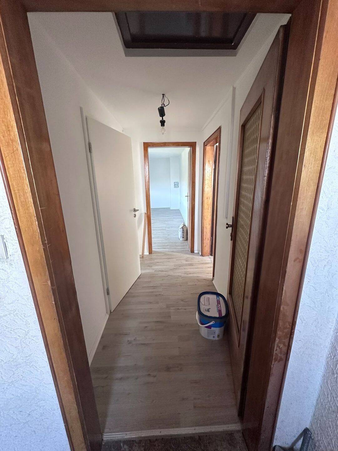 Frisch renovierte 2-Zimmer-Dachgeschosswohnung in ruhiger Lage, 66127 Saarbrücken