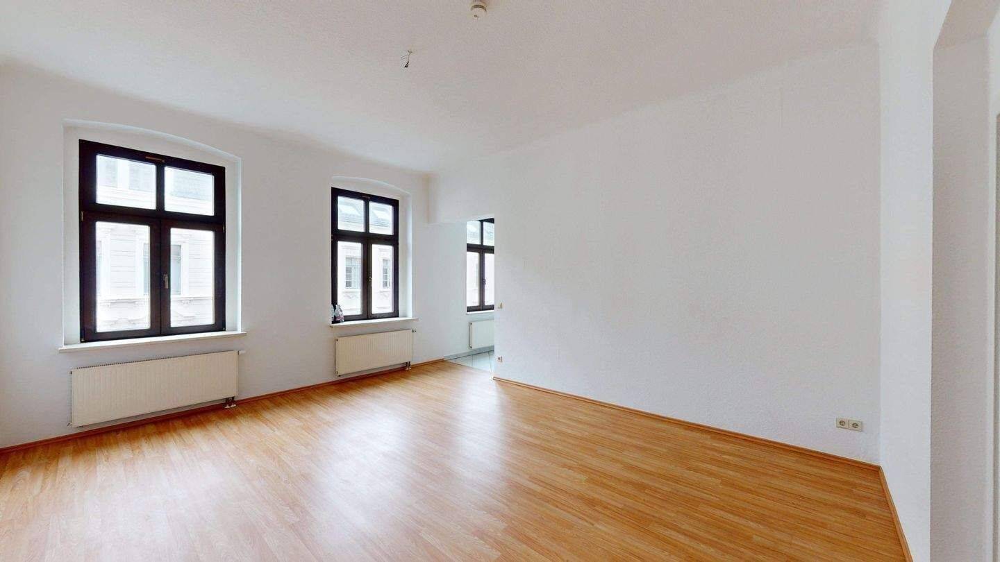Zentral wohnen in Görlitz – Helle 3-Zimmer-Altbauwohnung mit Einbauküche, 2826 Görlitz