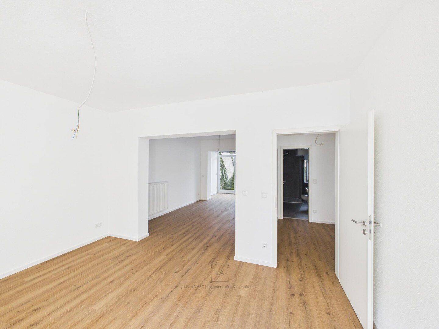 **ERSTBEZUG** Lichtdurchflutete Gartenwohnung nahe des Stadtzentrums, 40723 Hilden