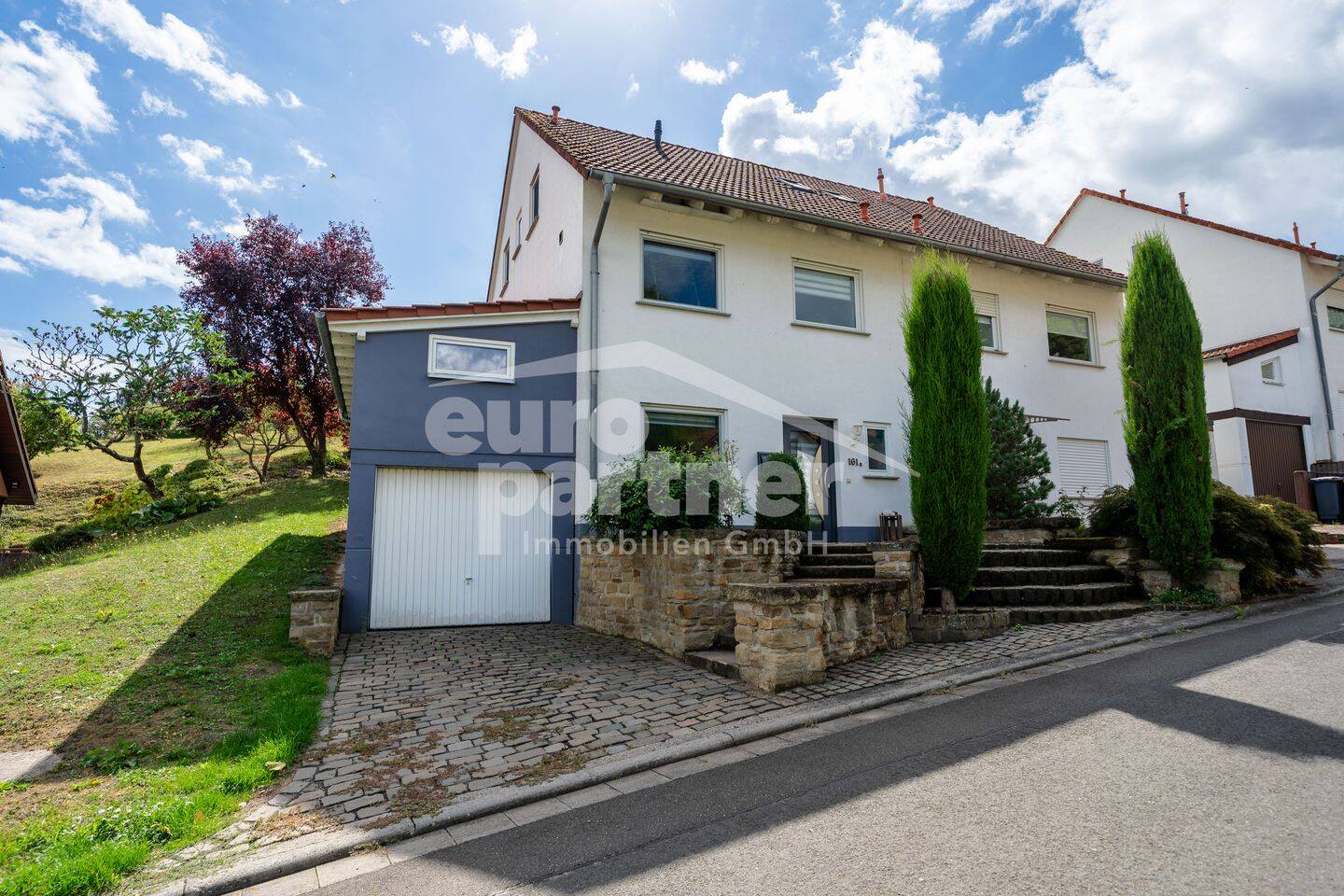 Einziehen & Ruhe genießen: Bezugsfertige Doppelhaushälfte in Breitenheim!, 55592 Breitenheim