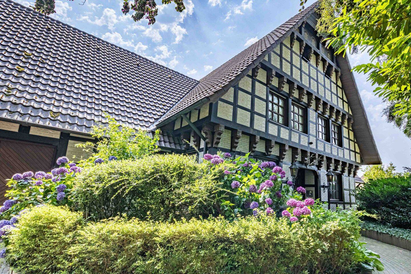 Außergewöhnliches Anwesen im Fachwerkstil auf parkähnlichem Grundstück in zentraler Lage !, 26817 Rhauderfehn