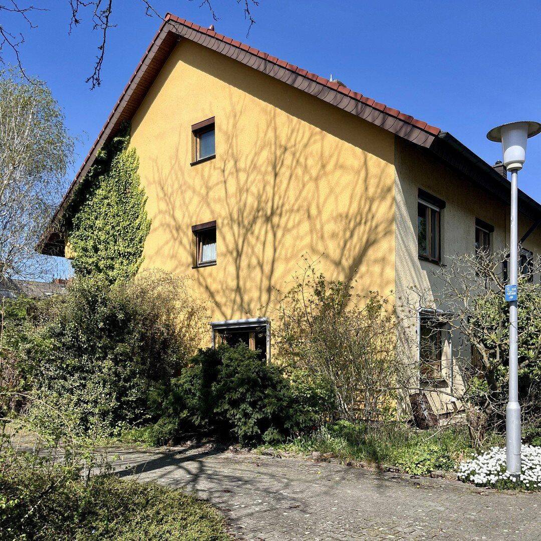 Großzügiges Reiheneckhaus in Mannheim-Wallstadt, 68259 Mannheim (Feudenheim Wallstadt)
