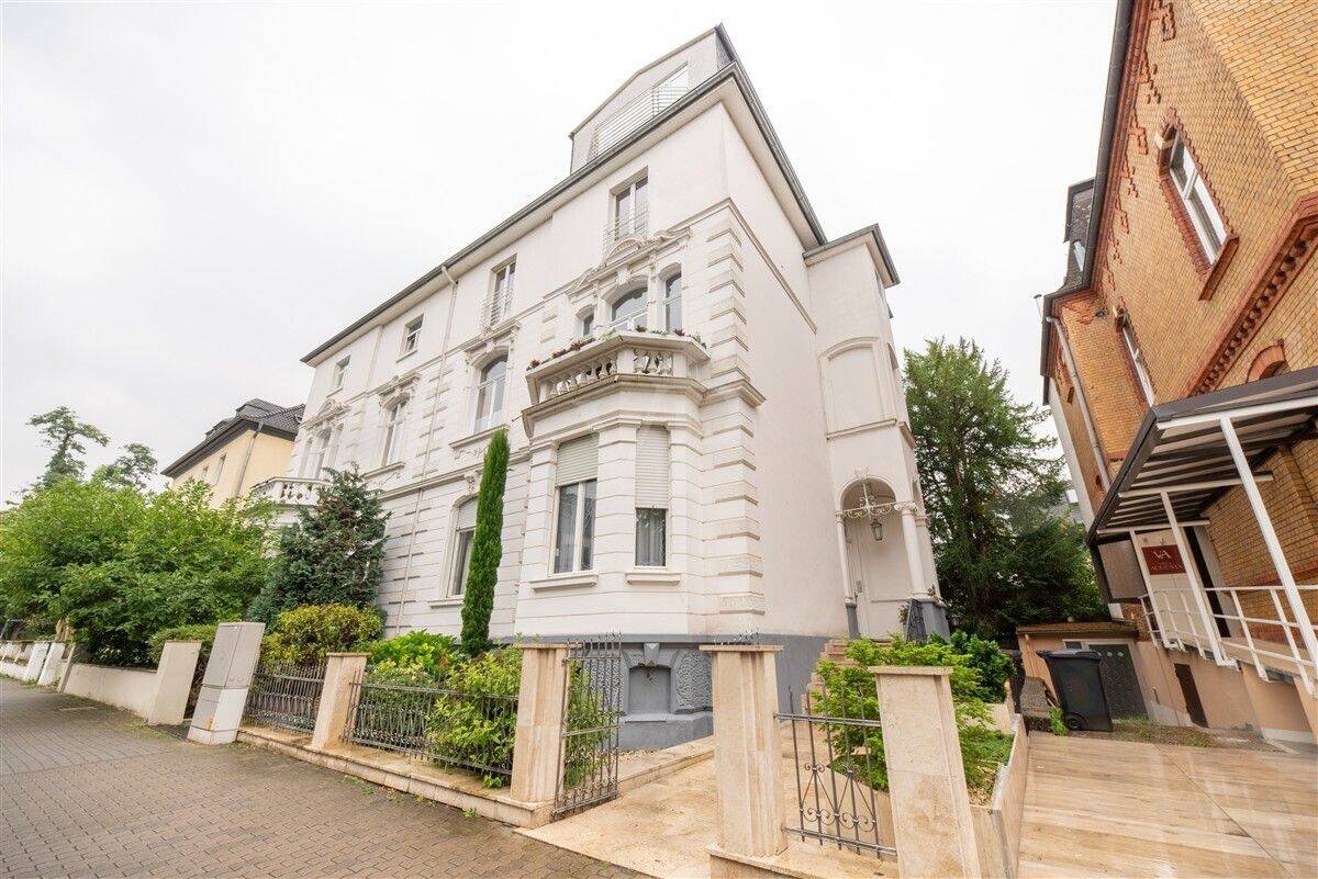 3-ZKB in Altbauvilla in Top-Lage, 56068 Koblenz (Altstadt Mitte Rauental Stolzenfels Süd)