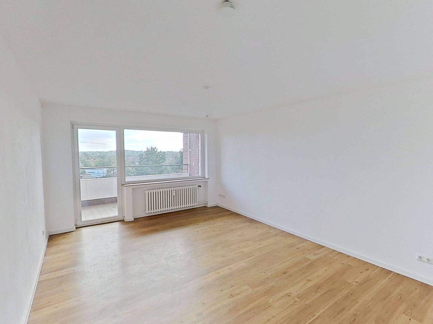 Moderne 3-Zimmer-Wohnung mit BALKON und toller Aussicht in Lübeck-St. Jürgen, 23562 Lübeck (Sankt Jürgen)