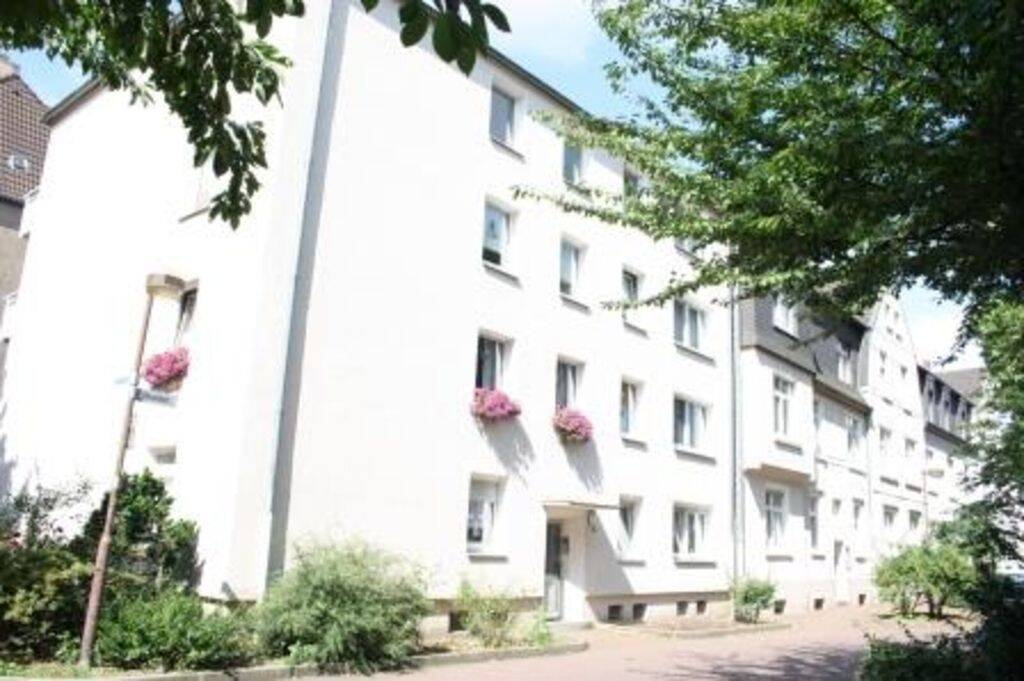 Bei VIVAWEST die Sonnenstrahlen auf dem eigenen Balkon genießen., 47166 Duisburg