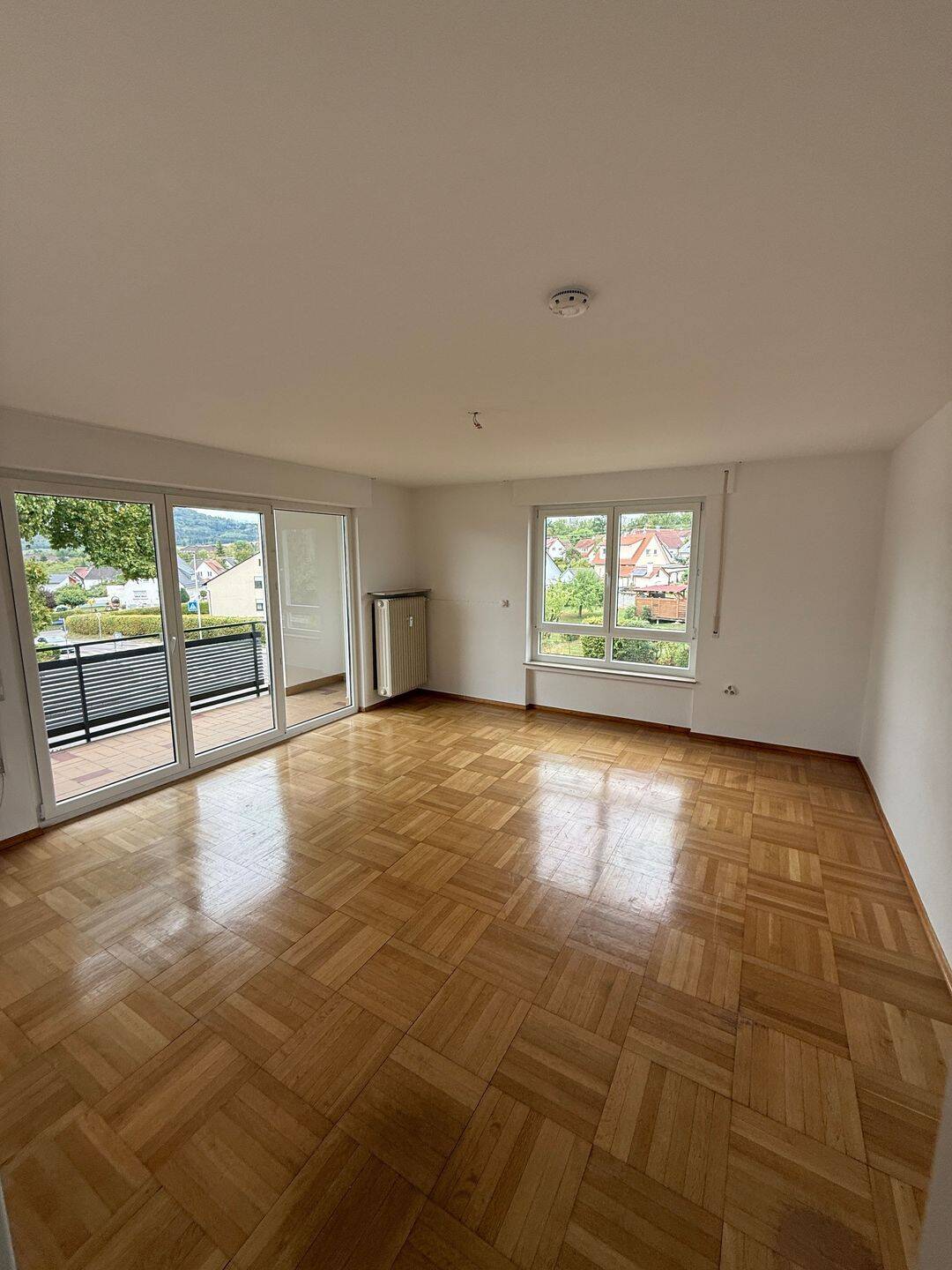 Sehr helle und schöne 3 Zimmerwohnung, 72379 Hechingen