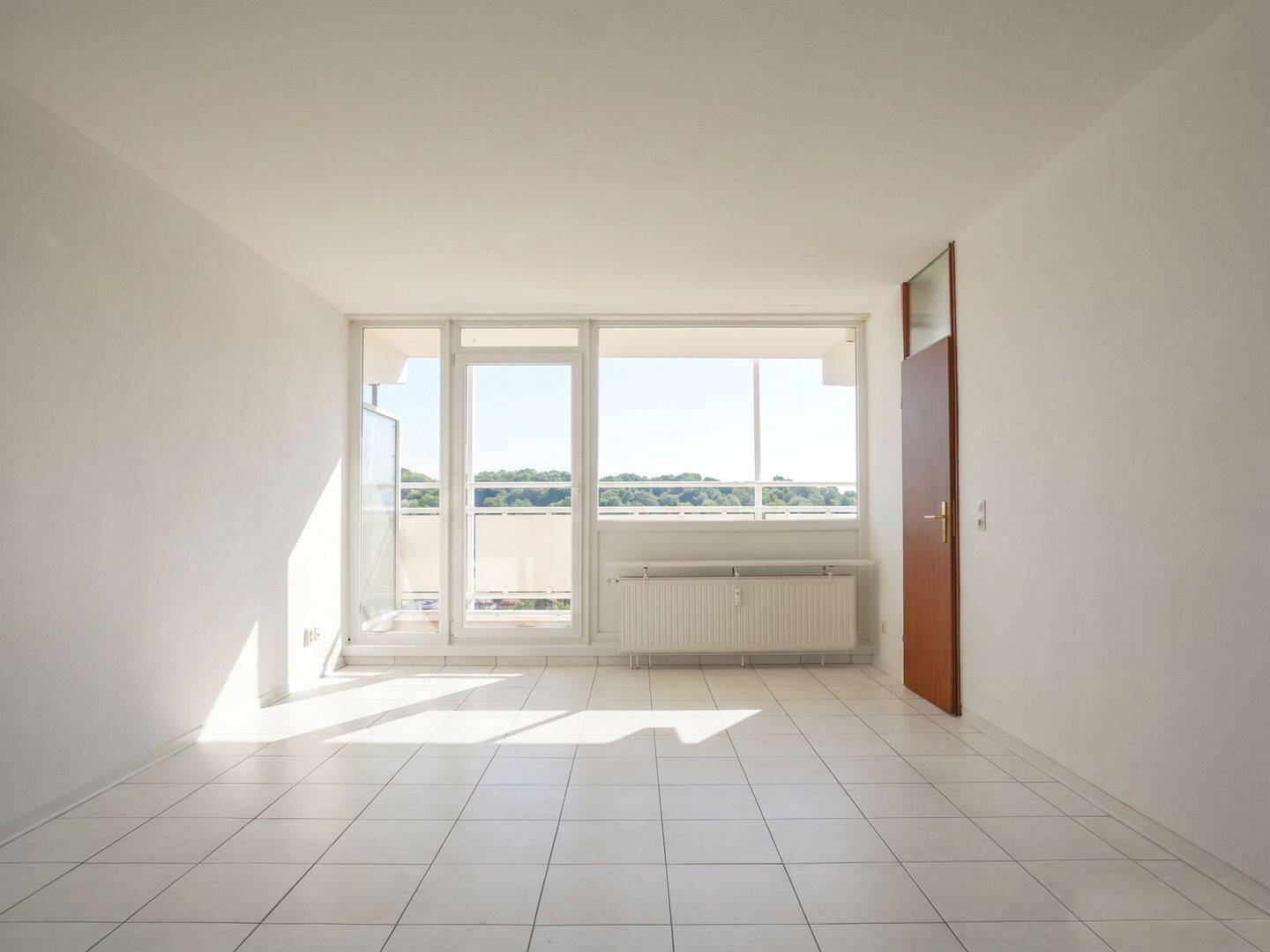 Gepflegte Eigentumswohnung mit Balkon und Weitblick auf dem Saarbrücker Eschberg!, 66121 Saarbrücken