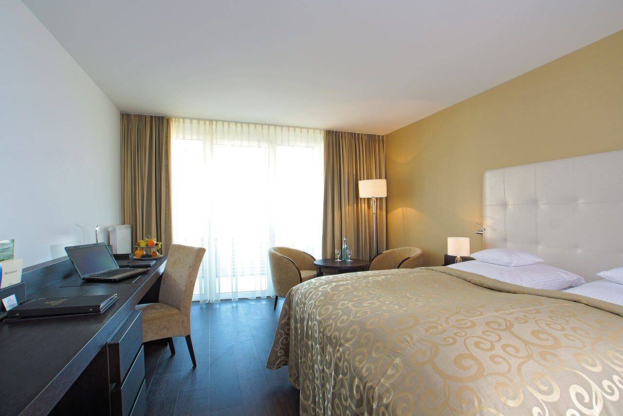 Ihringen bei Freiburg möbliertes Zimmer inkl. Küche und Bad, warm, 79241 Ihringen