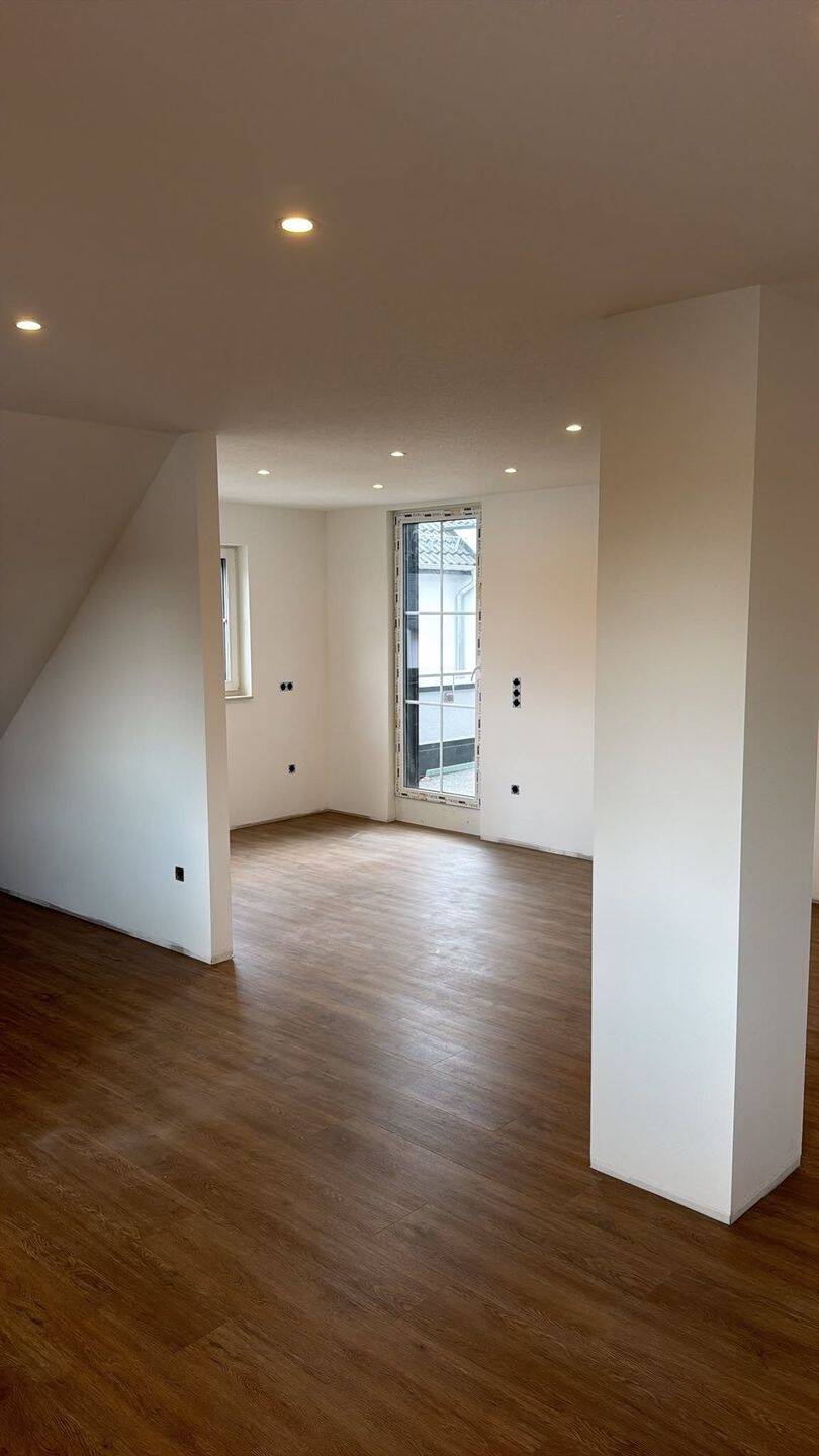 NEUBAU Wohnung mit Klimaanlage und Loggia ! ca.135qm -4ZKB mit Loggia, 56751 Polch