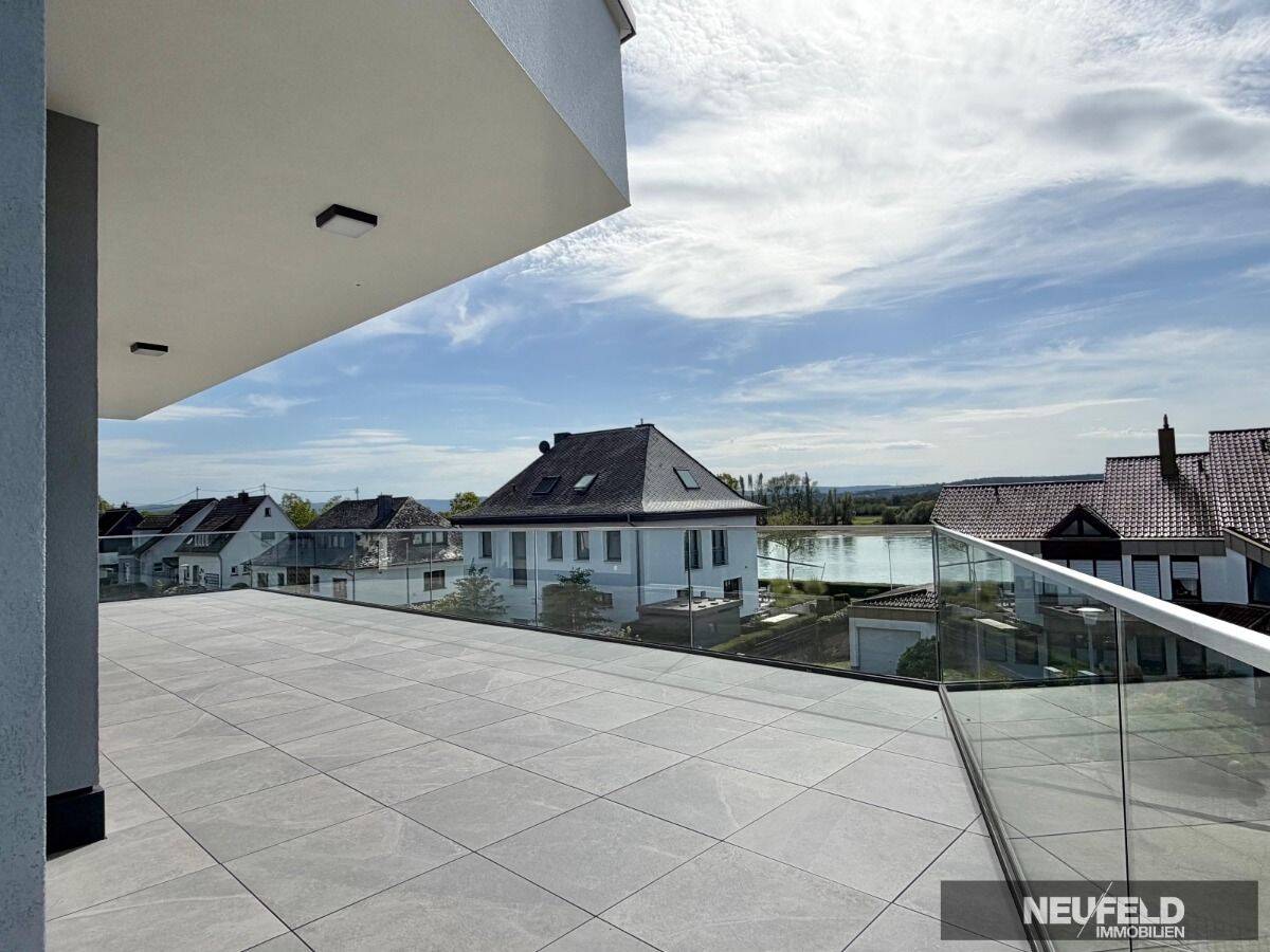 Erstbezug – Exklusive Penthousewohnung in Engers mit absolutem Rheinblick zu vermieten!, 56566 Neuwied