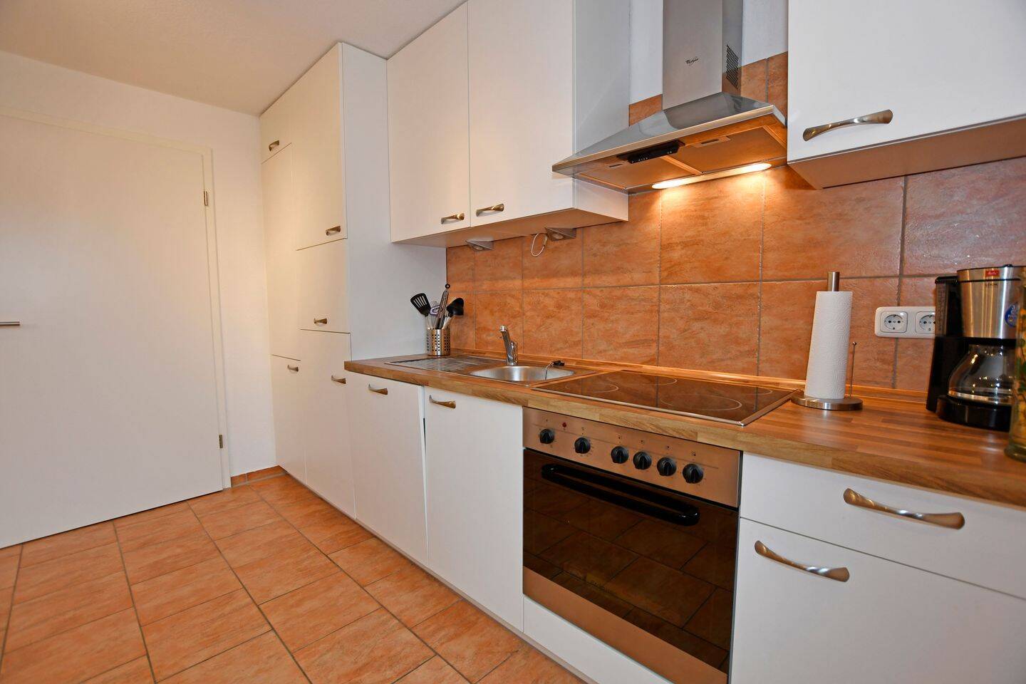 ebenerdige 2 Zi. Wohnung mit großer Terrasse und Garten in Büsum, 25761 Büsum
