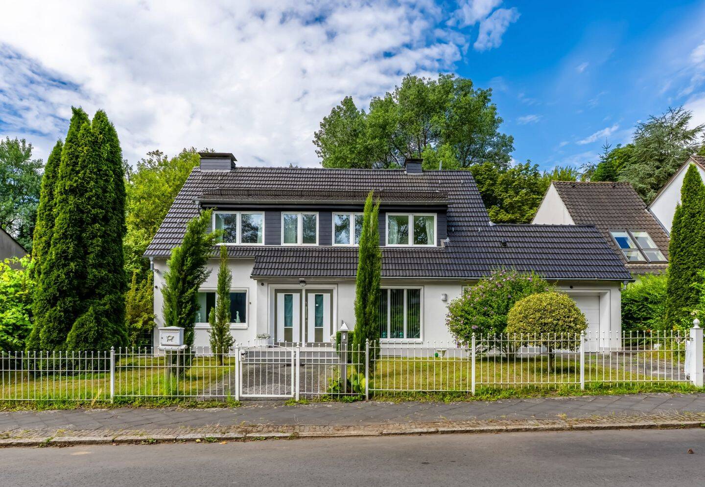Privatsphäre auf exklusivem Niveau – Verborgenes Juwel in Bestlage von Bochum Wiemelhausen, 44799 Bochum (Altenbochum Querenburg Weitmar Wiemelhausen)