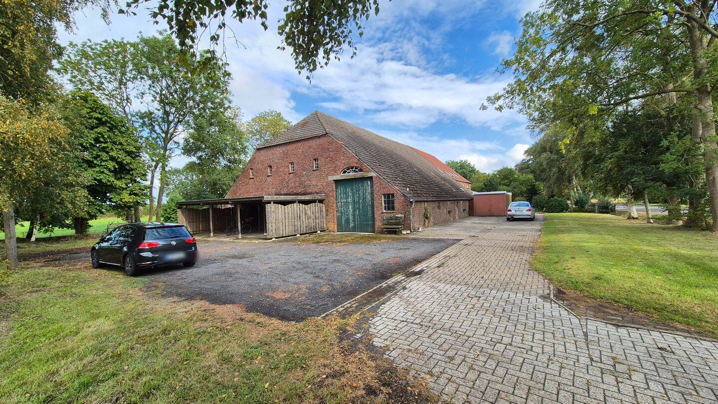 Helle Obergeschosswohnung in Warnsath – großzügig geschnitten mit Gartenmitbenutzung, 26409 Wittmund