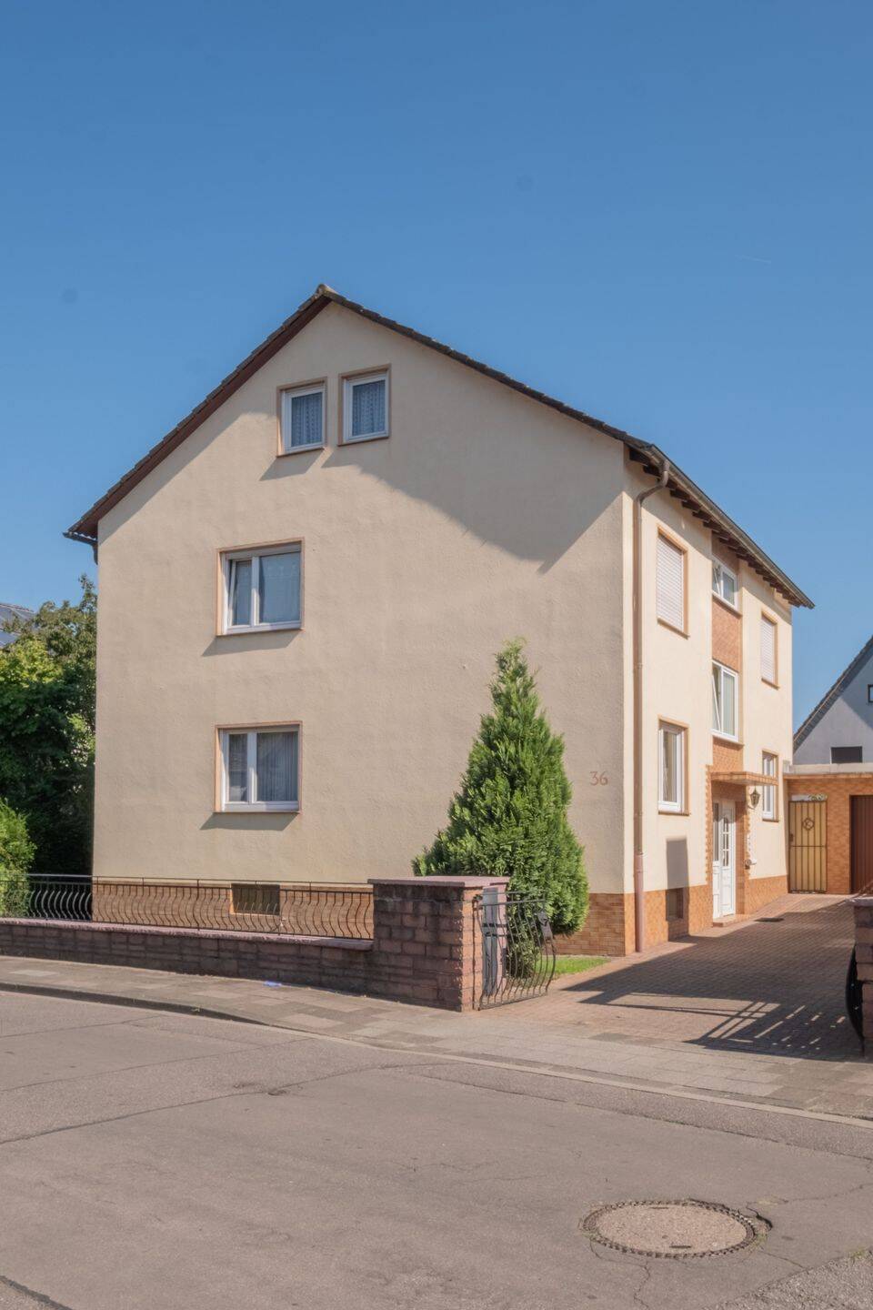Helles 1-Zimmer-Apartment mit Terrasse und Garten, 67065 Ludwigshafen am Rhein (Gartenstadt Maudach Mundenheim Rheingönheim West)