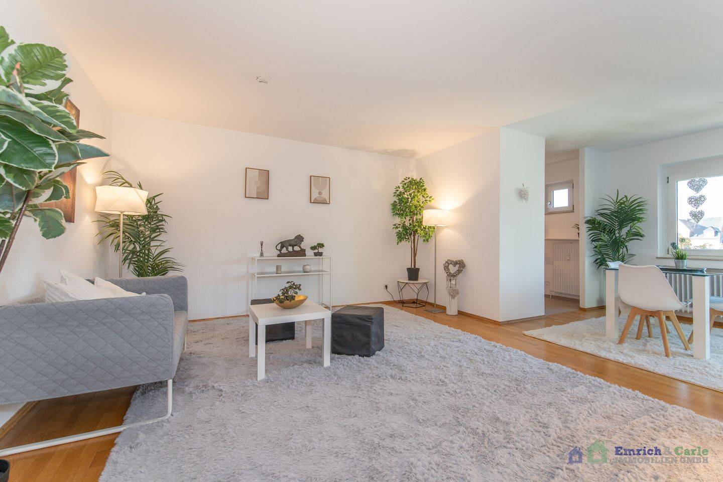 Bezugsfertig & provisionsfrei – 2-Zimmer-Wohnung mit Aufzug und Balkon, 65187 Wiesbaden (Biebrich Wiesbaden)