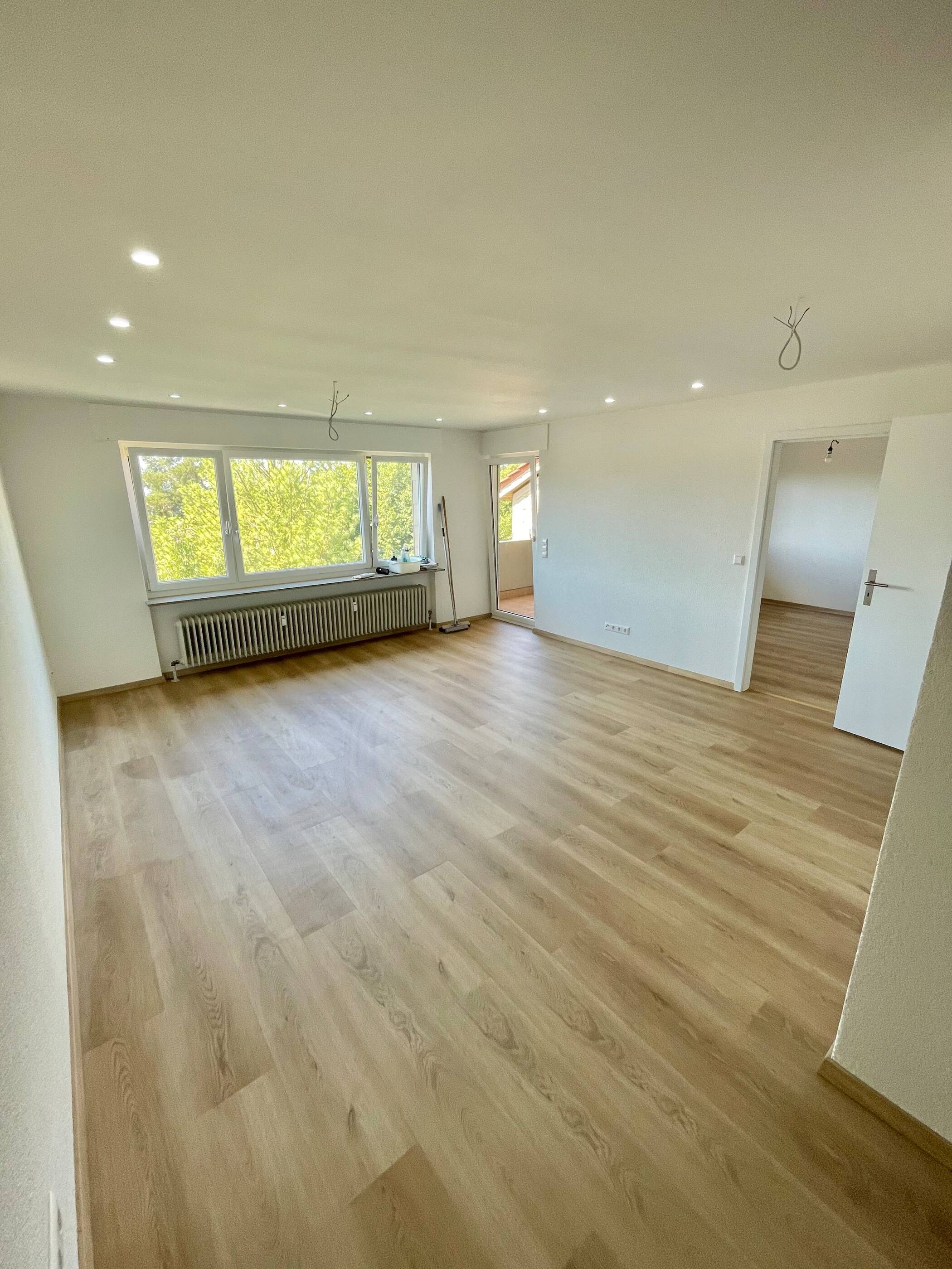 Erstbezug nach hochwertiger Kernsanierung – Moderne 2-Zimmer-Wohnung mit Balkon, Keller und  Tiefgarage, 71672 Marbach am Neckar