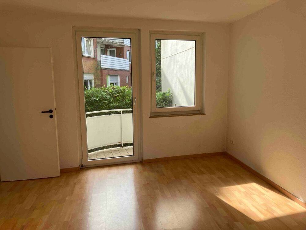 Helle 3-Zimmer-Wohnung mit Balkon in zentraler Lage in Osnabrück, 49074 Osnabrück (Gartlage Innenstadt)