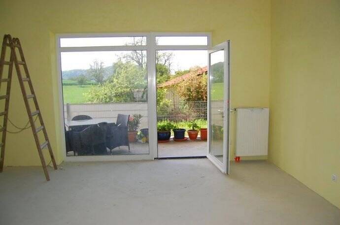 GROSSES Wohnhaus , Gehöft mit 2,1 Hektar in Ortsrandlage von Rielasingen zu verkaufen.Landkreis Konstanz / Bodenseeregion, 78239 Rielasingen-Worblingen