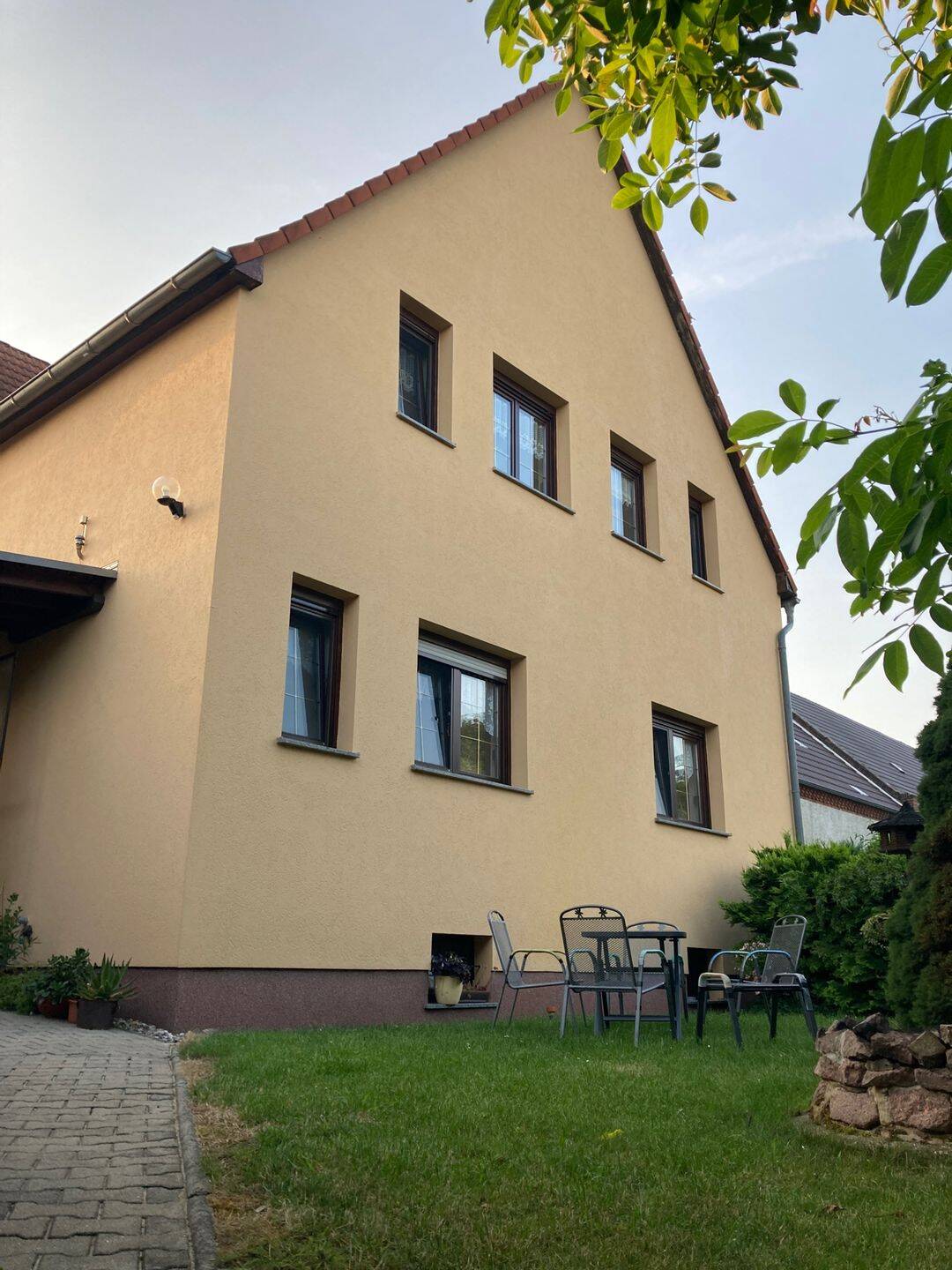 Charmantes Haus mit 2 Wohneinheiten und Gewerbefläche in ruhiger Lage, Zörbig, 6780 Zörbig