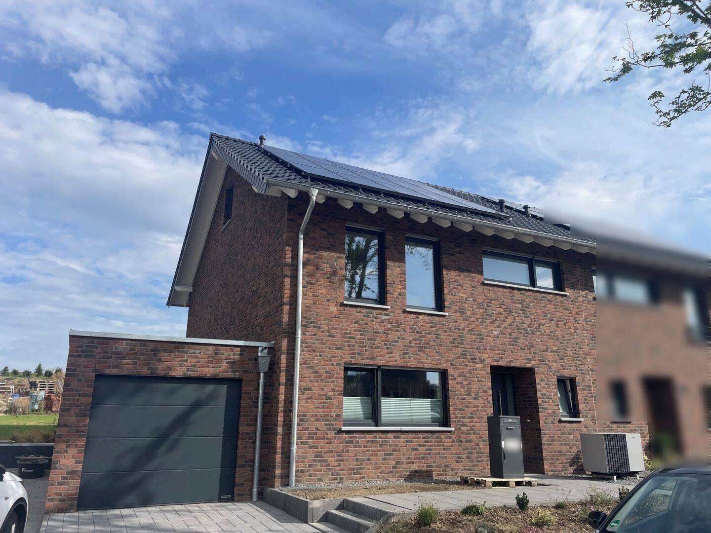 Neuwertige und energieeffiziente Doppelhaushälfte in Geilenkirchen, 52511 Geilenkirchen