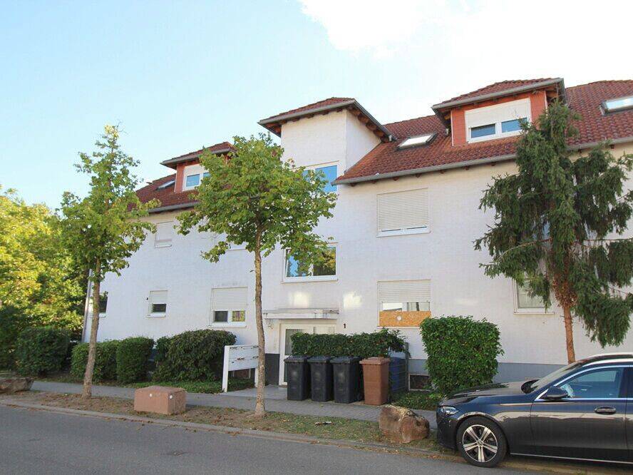 Gut geschnittene 3-Zimmer-Wohnung mit Tiefgaragenplatz – sofort frei, 67071 Ludwigshafen am Rhein (Oggersheim Ruchheim)