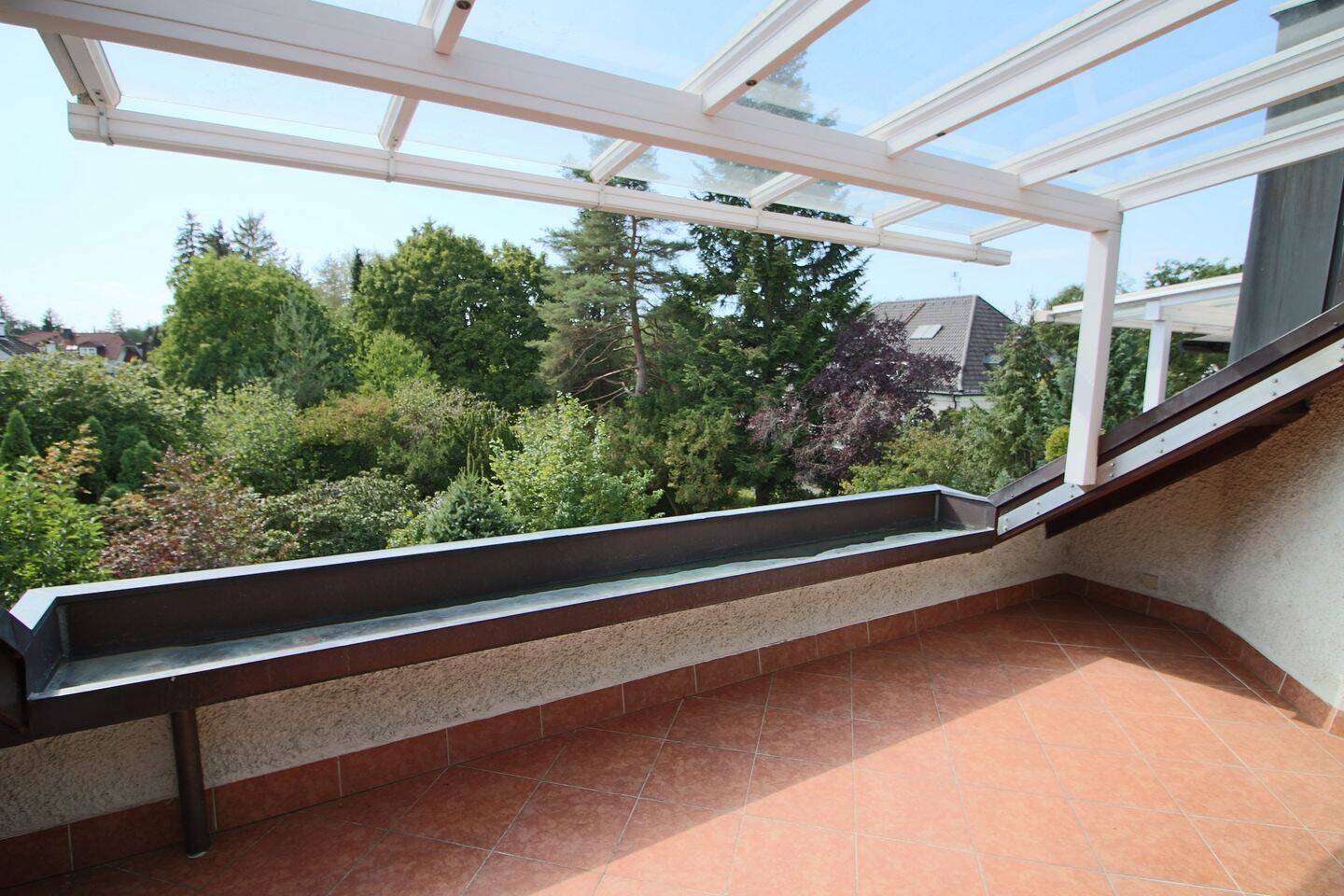 Außergewöhnliche Dachterrassenwohnung mit Blick ins Grüne, 81827 München (Ramersdorf-Perlach Trudering-Riem)
