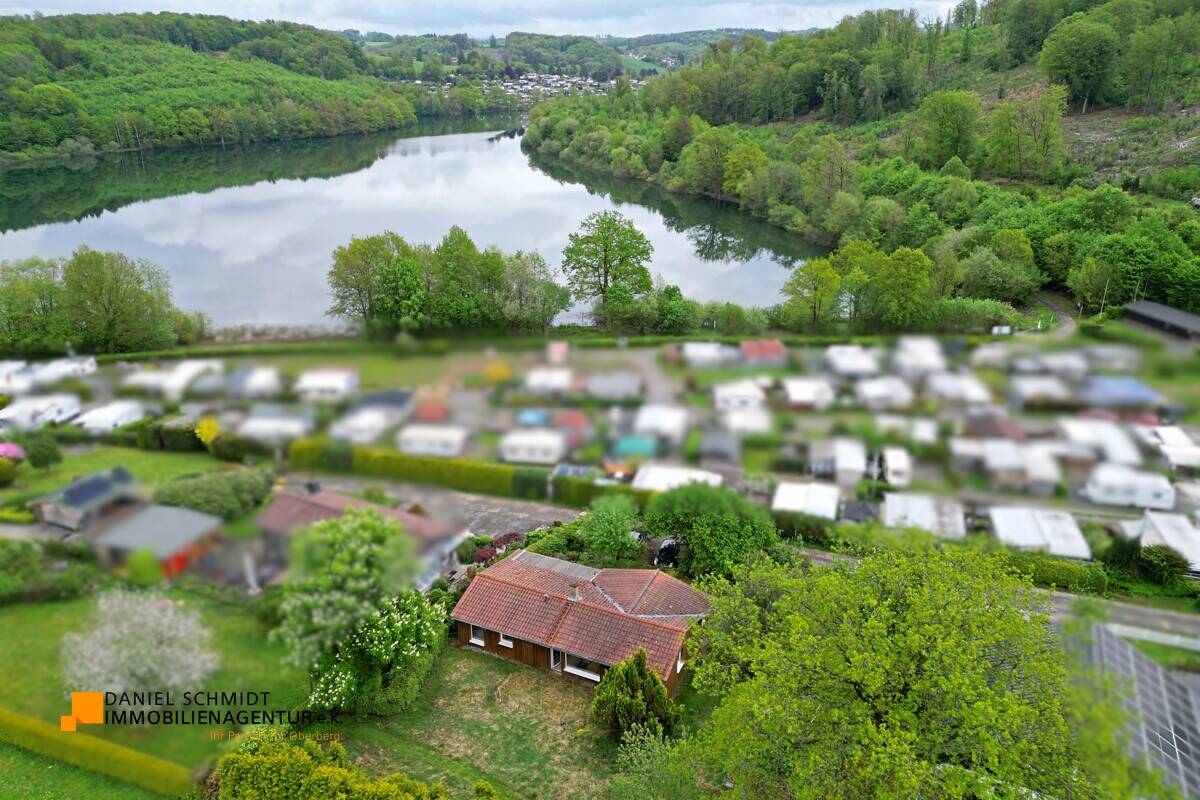 Wo andere Urlaub machen: Ferienhausprojekt in außergewöhnlicher Lage an der Lingesetalsperre, 51709 Marienheide