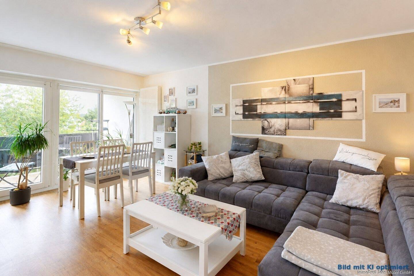 Hamm Berge – renovierte 3-Zimmer-Wohnung mit großer Loggia und Blick ins Grüne, 59069 Hamm