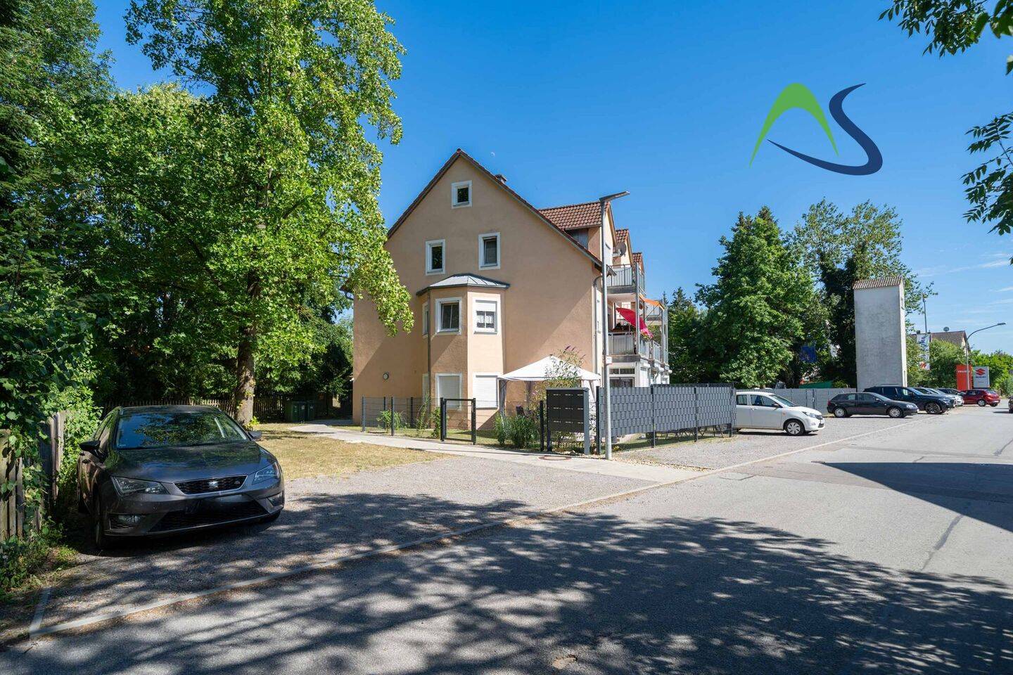 Moderne Zweizimmerwohnung mit Westterrasse in Sarching, 93092 Barbing
