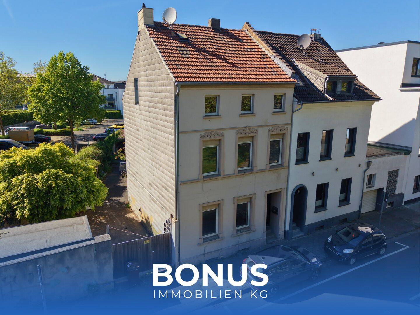 Solides Wohnhaus für die ganze Familie! * ca. 142 m² Wfl. * renovierungsbedürftig * GRD ca. 359 m² *, 41199 Mönchengladbach