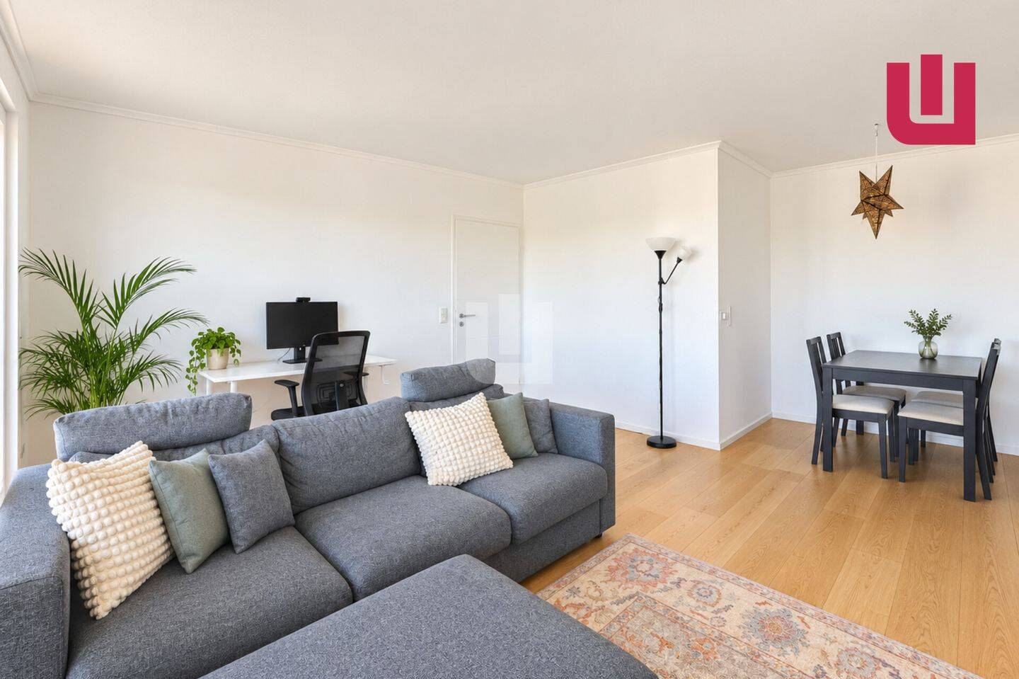 WINDISCH – Attraktive und moderne 3-Zimmer-Wohnung in grüner Umgebung – frei ab 15.11., 82205 Gilching
